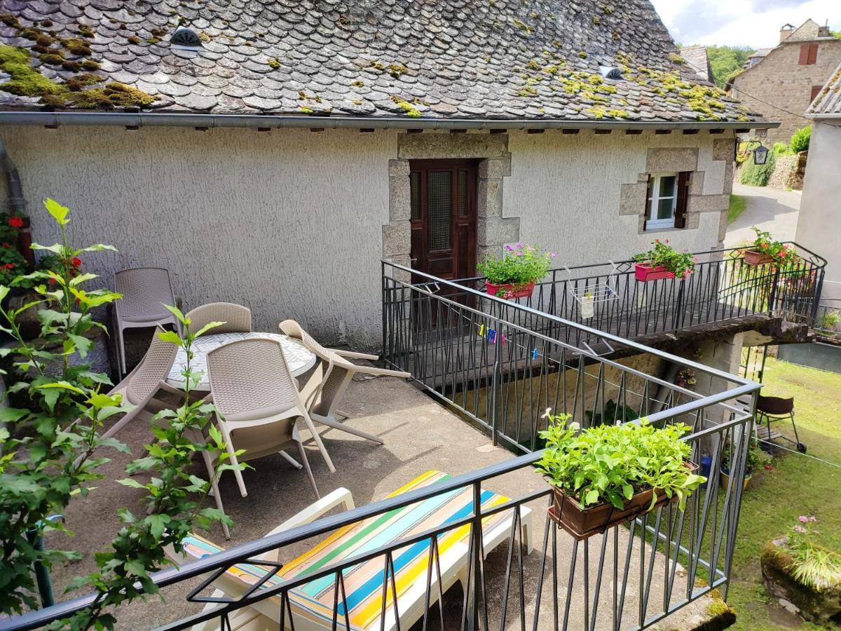 Maison Charmante A Florentin La Capelle Avec Jardin Et Vue Montagne Eksteriør billede